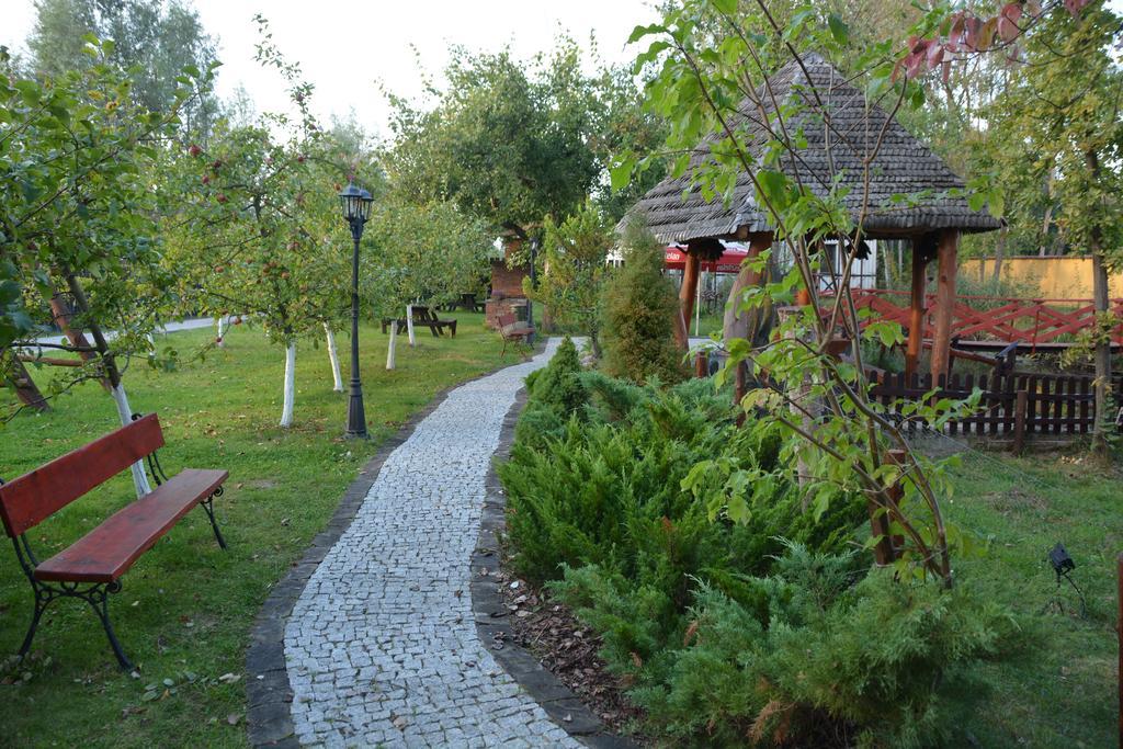 Hotel Stawisko Klaudyn Bagian luar foto