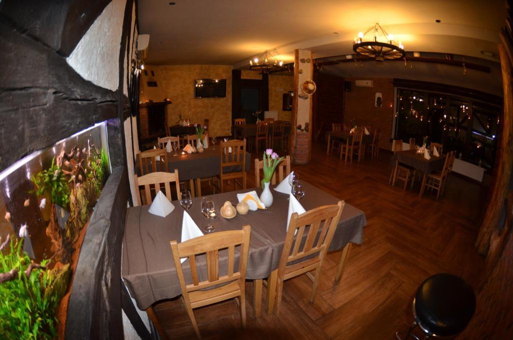 Hotel Stawisko Klaudyn Bagian luar foto